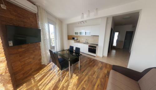 Kvin2 Apartments