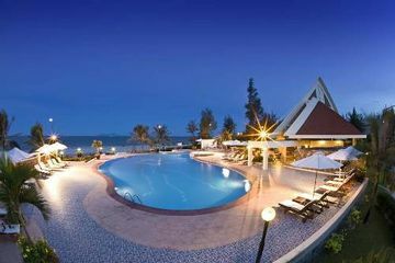 Hotel Sandy Beach Resort