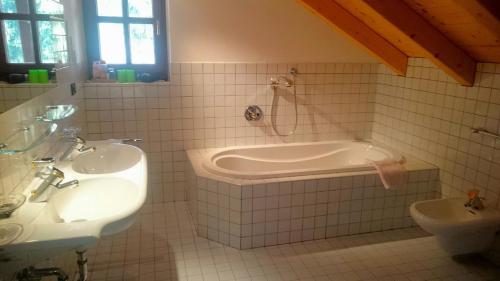 Apartamento Im Wei�en Schl�ssl Friedemann