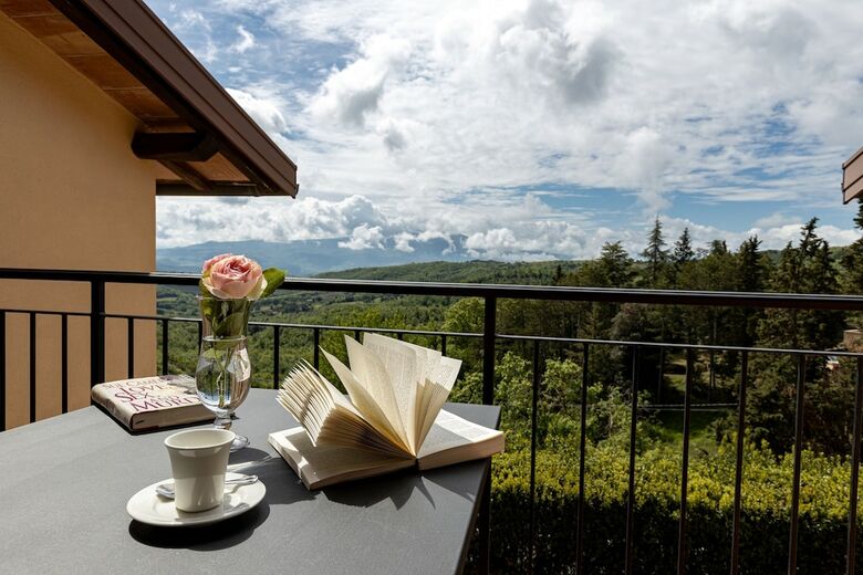 Si Montalcino Hotel & Restaurant