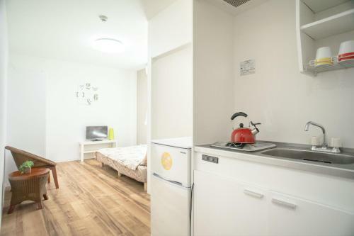 Hotel Tsuruhashi House