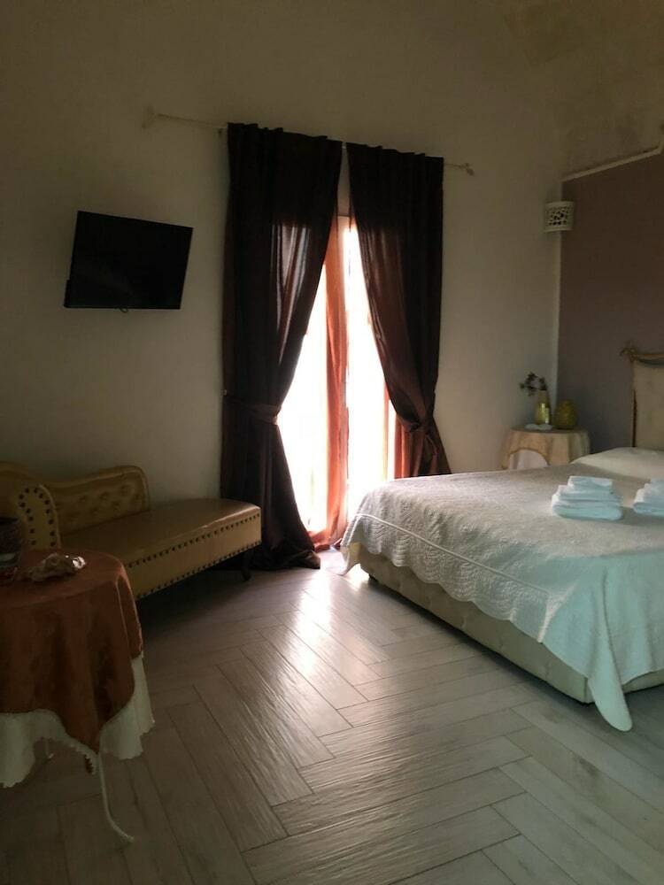 Bed & Breakfast La Grotta Del Re