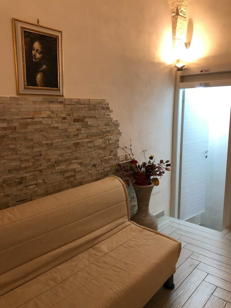 Bed & Breakfast La Grotta Del Re