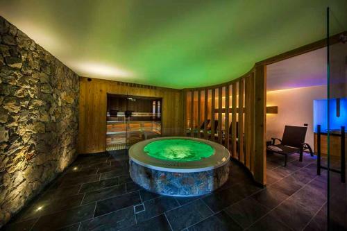 Hostal Garni Bed And Breakfast Broi