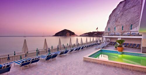 Hotel Vittorio Beach Resort