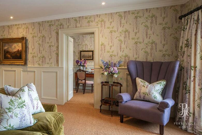 Hotel Perryville House