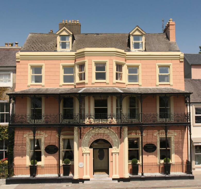 Hotel Perryville House