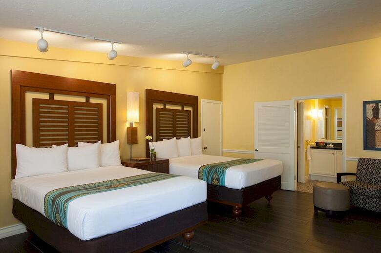 Hotel Paradise Point Resort And Spa