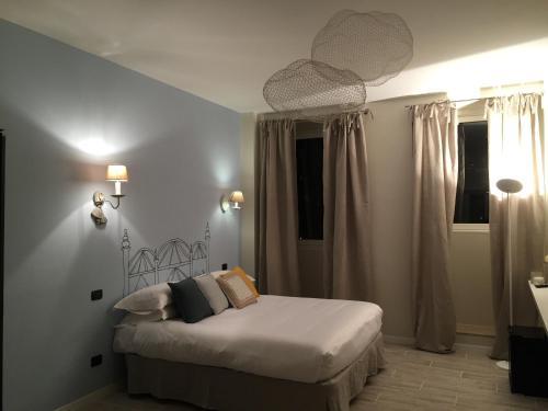 Hostal So&leo Guest House