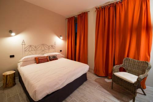 Hostal So&leo Guest House