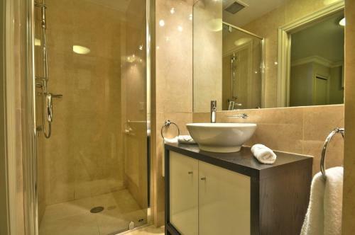 Private Apartments At The Beacon