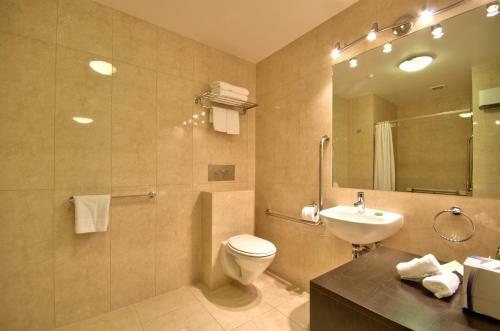 Private Apartments At The Beacon