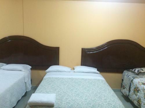 Hotel Hostal Vicu�a