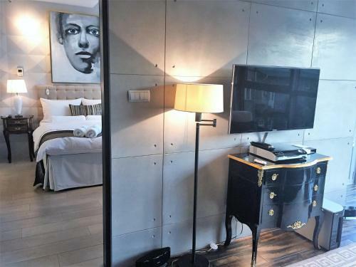 Luxury Apartments Mondrian Old Town