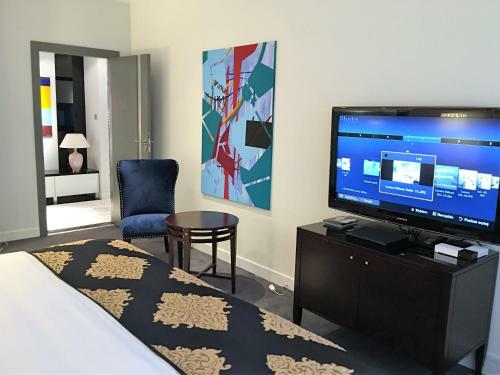Luxury Apartments Mondrian Old Town