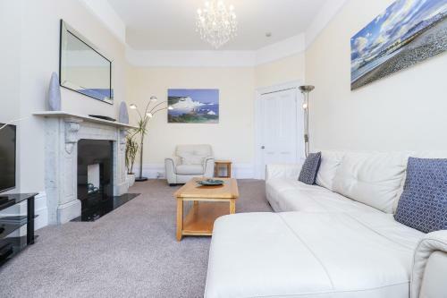 Eastbourne Sea View Apartment