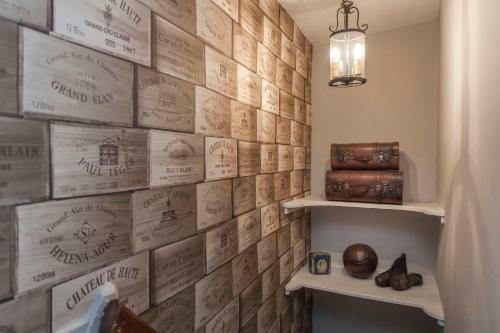 Three Little Pigs Luxury Cottage