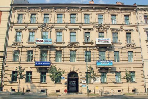 Grand Central Hostel