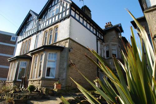 Hostal Springdale Guest House