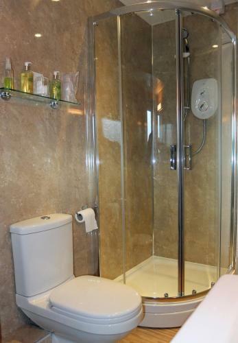 Bed & Breakfast @edengate Guest House
