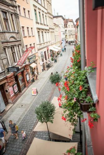 Apartamento Siedem Komnat Siedmiu Mistrz�w