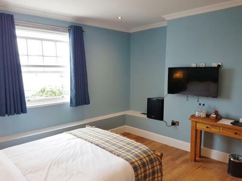 Min Y Don Hotel
