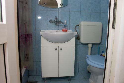 Luca Apartments