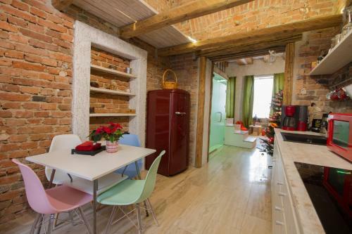 Michael Weiss Apartment