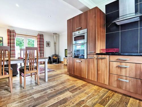 Luss Cottages At Glenview