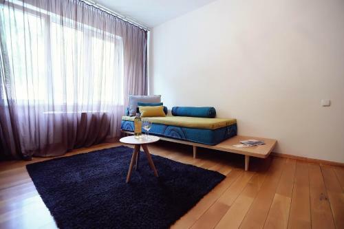 Living In Aparthotel