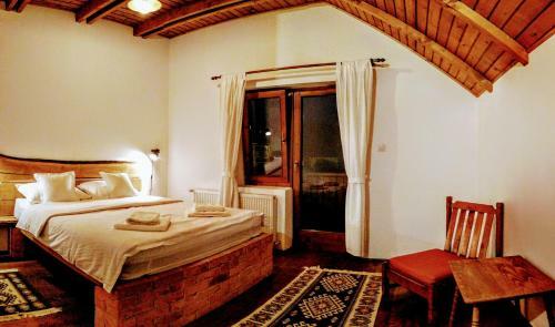 Hostal Casa De Oaspeti Familia Toth