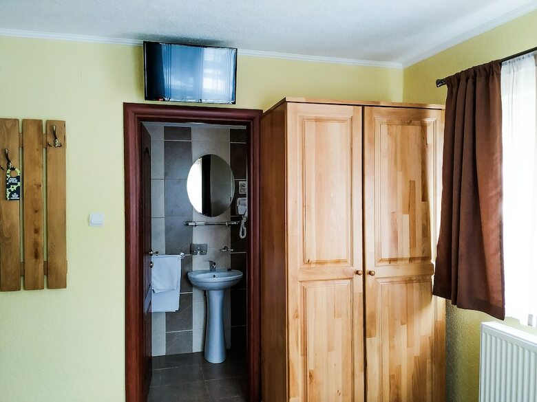 Hostal Venesis House