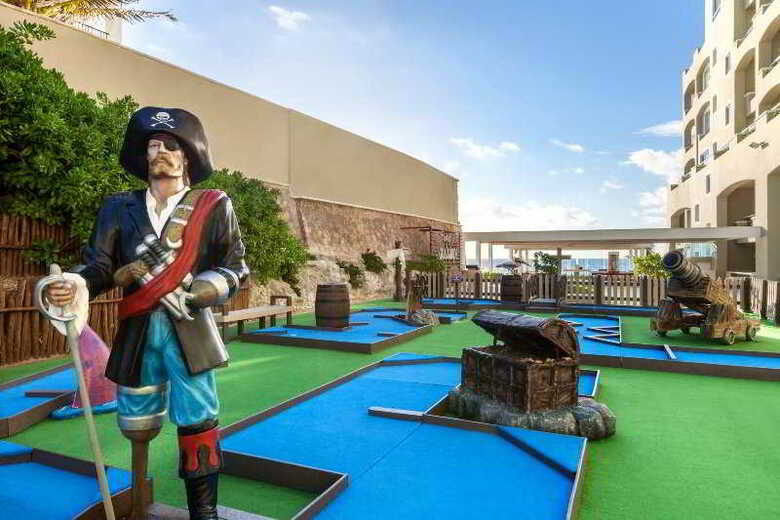 Hotel Wyndham Alltra Cancun - All-inclusive Resort
