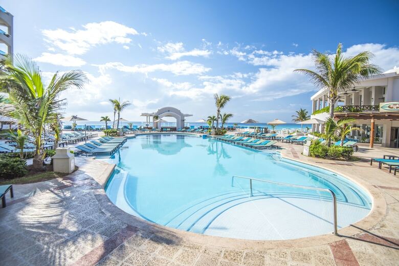 Hotel Wyndham Alltra Cancun - All-inclusive Resort