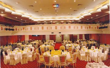 Merdeka Palace Hotel And Suites