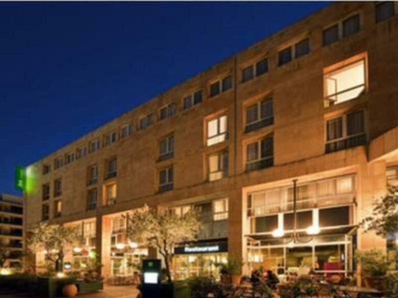 Hotel All Seasons Toulon Center Congres