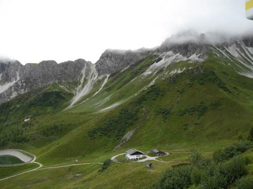 Hotel Berggasthaus Edelweissh�tte Ladurns