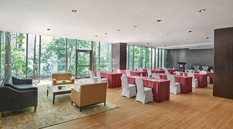 Hotel Hyatt Regency Dar Es Salaam, The Kilimanjaro