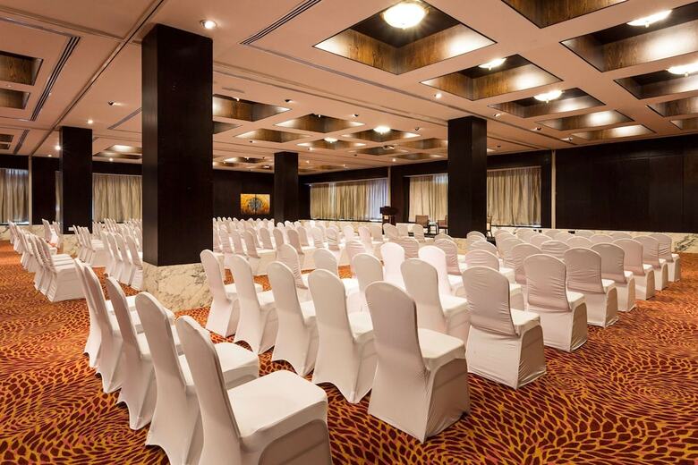Hotel Hyatt Regency Dar Es Salaam, The Kilimanjaro
