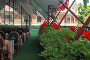 Dnister Premier Hotel