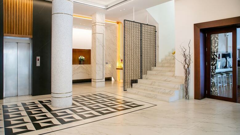 Hotel Cleopatra