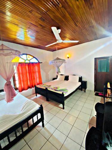 Hostal Casalanka Hotel