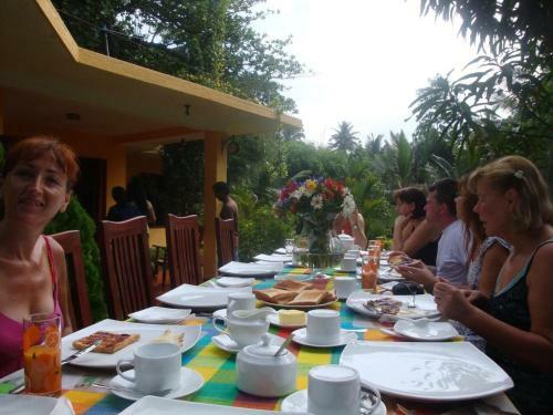 Hostal Villa Khiara