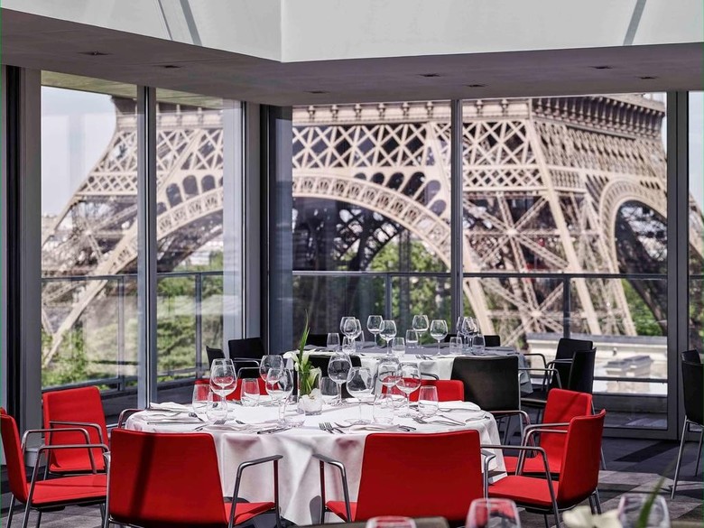 Hotel Pullman Paris Tour Eiffel