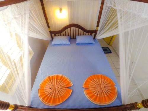 Hostal Surfing Beach Guest House