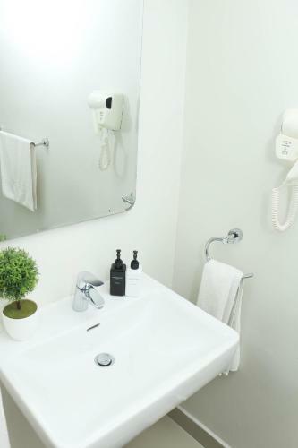 The Milkwood Beach Apartments