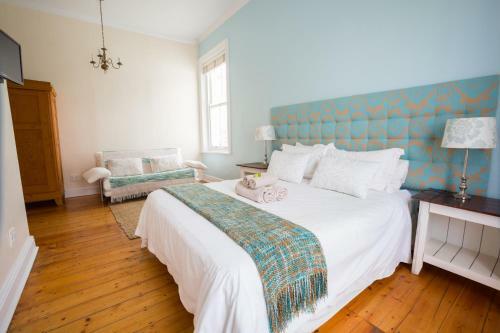 Bed & Breakfast Six On Scott Guesthouse