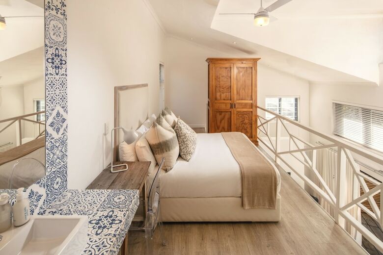 Hostal The Bungalow
