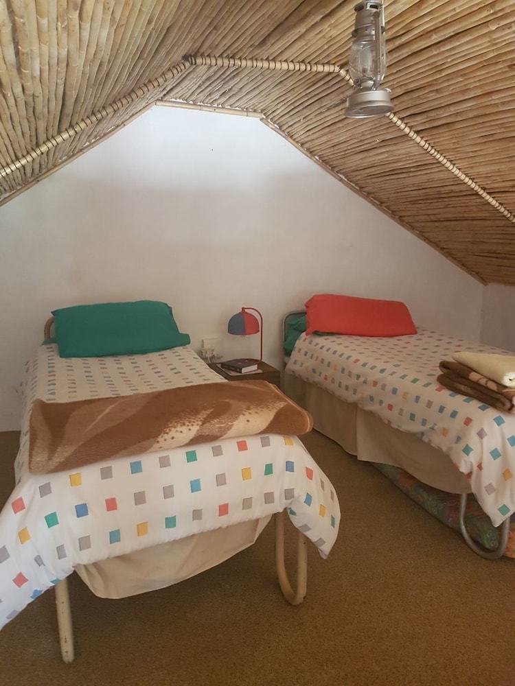 Hostal Trackers Inn