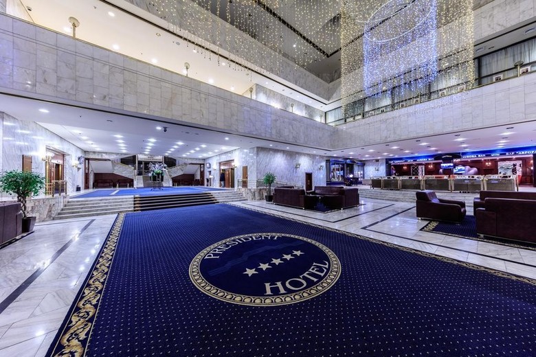 Hotel President